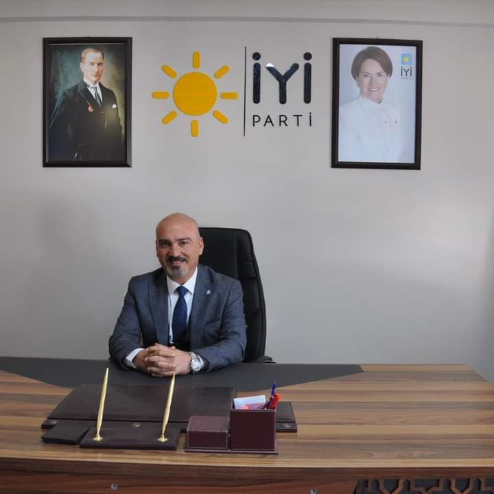 İYİ Parti Uşak İl Başkanı Şener Toköz, Hodri Meydan Dedi