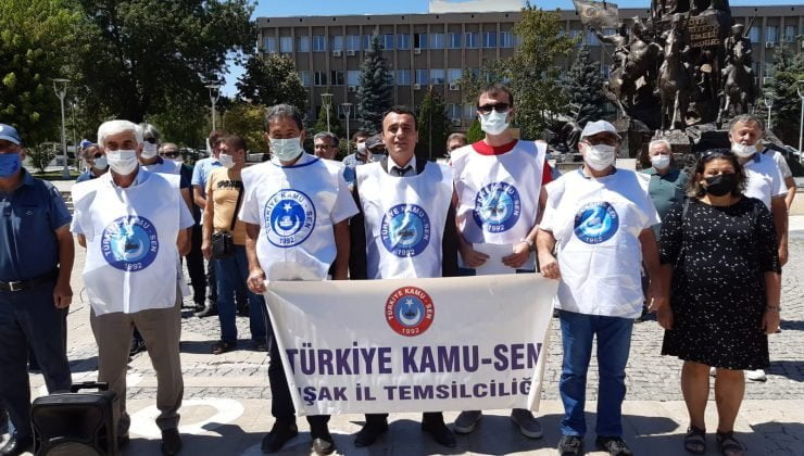 Türkiye Kamu Sen Uşak İl Temsilciliği Bir Basın Açıklaması Yaptı