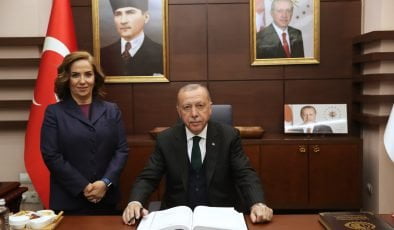 Cumhurbaşkanı  Sayın Recep Tayyip Erdoğan, Uşak’ın Kurtuluş Yıl Dönümü Kutladı.