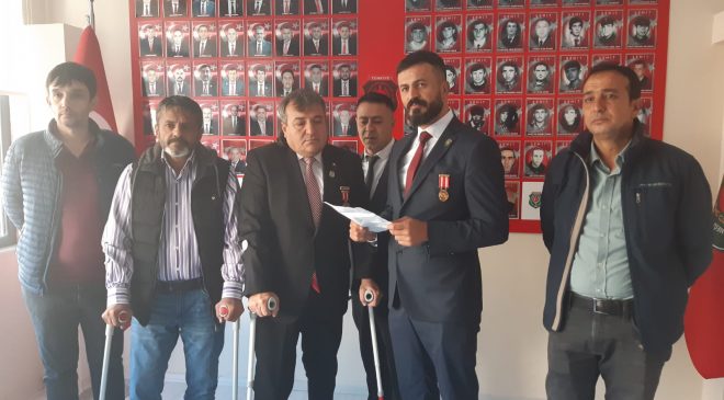 Türkiye Harp Malulü Gaziler Şehit Dul ve Yetimleri Derneği Uşak Şubesi’nde, Gazi ve Şehit Aileleri Basın Toplantısı Düzenledi.