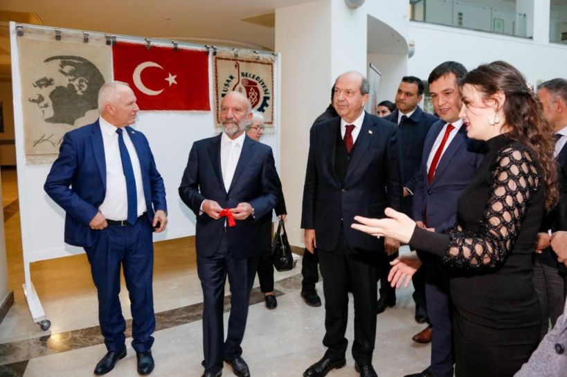 Cumhurbaşkanı Ersin Tatar, Uşak Halı Sergisi’nin Açılışını Gerçekleştirdi