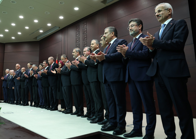 Cumhurbaşkanı Erdoğan Kabinesini Açıkladı