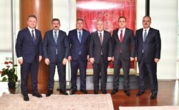 Uşak Valisi Dr. Turan Ergün, 11. Bölge Düzensiz Göçle Mücadele Koordinasyon Toplantısına Katıldı