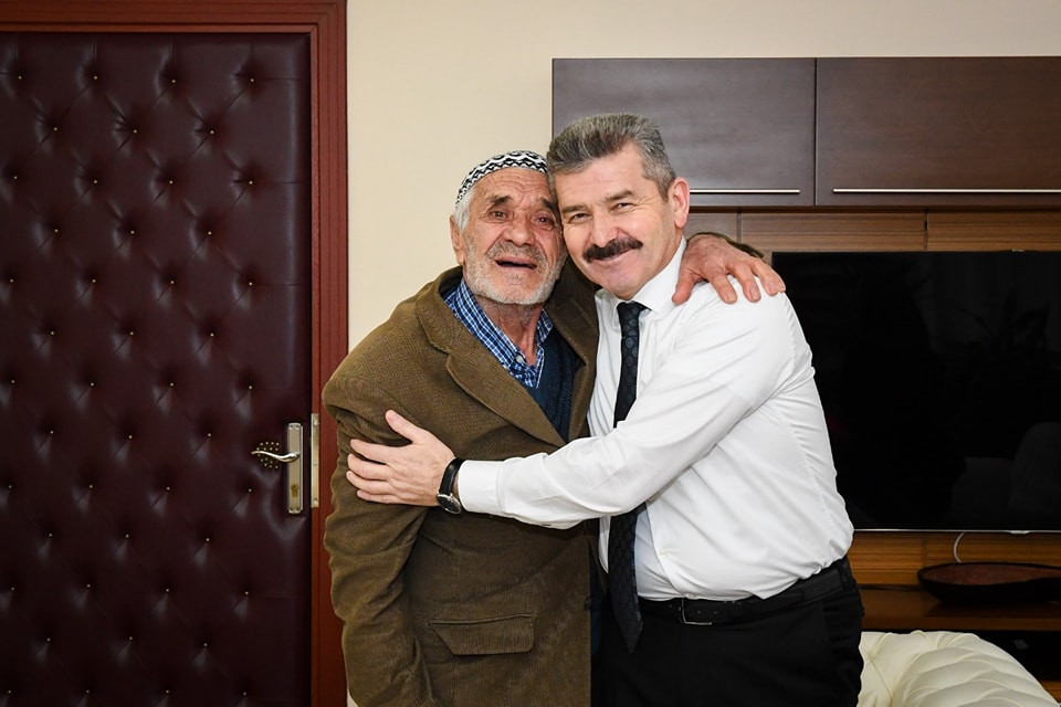 Vali Dr. Turan Ergün, Siirt Kurtalan'da Şehit Olan Aziz Şehidimiz J. Kom. Er. Sabri Erkek'in Ailesini Makamında Misafir Etti