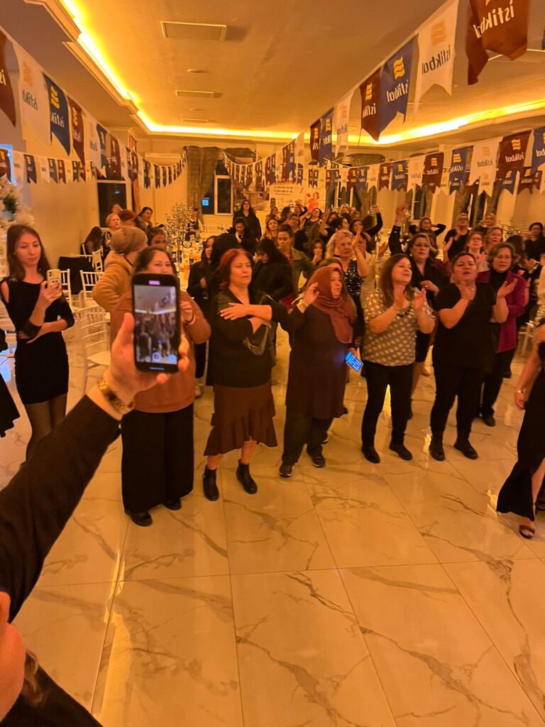 İstikbal Banaz Mağazası'nda Özlem Ertürk'ün Organizasyonuyla Unutulmaz Girişimci Kadınlar Gecesi - f8e3ebfe 54a4 4433 813f c5e2001d63e3