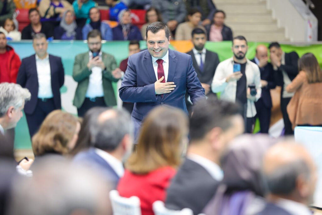 Uşak AK Parti Aday Tanıtım Toplantısı, Genel Başkan Yardımcısı Hasan Basri Yalçın'ın Katılımıyla  Gerçekleşti