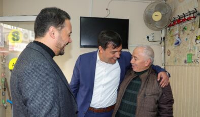 Uşak Belediye Başkanı ve AK Parti Belediye Başkan Adayı Mehmet Çakın, İslice Mahallesi’nde Hizmet Veren Esnaflarla Buluştu