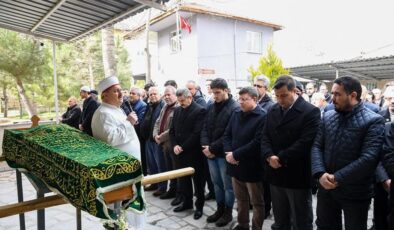 Vali Dr. Turan Ergün, Uşak Milletvekili Fahrettin Tuğrul’un Kayınpederi Ali Osman Özcan’ın Cenaze Törenine Katıldı