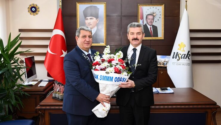 Uşak Valisi Dr. Turan Ergün, Muhasebeciler Haftası Dolayısıyla Uşak Mali Müşavirler Odası Başkanı ve Yönetim Kurulu Üyelerini Kabul Etti