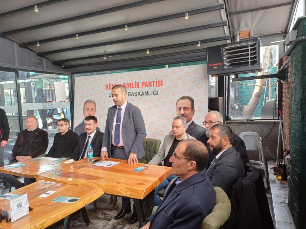 Büyük Birlik Partisi Uşak Belediye Başkan Adayı Mehmet Kahveci 64 Proje Tanıttı: "Uşak İçin Uşak Projesi" Öne Çıkıyor - 5eec4d1d 9784 4e9a 8f12 4c5e9d138620