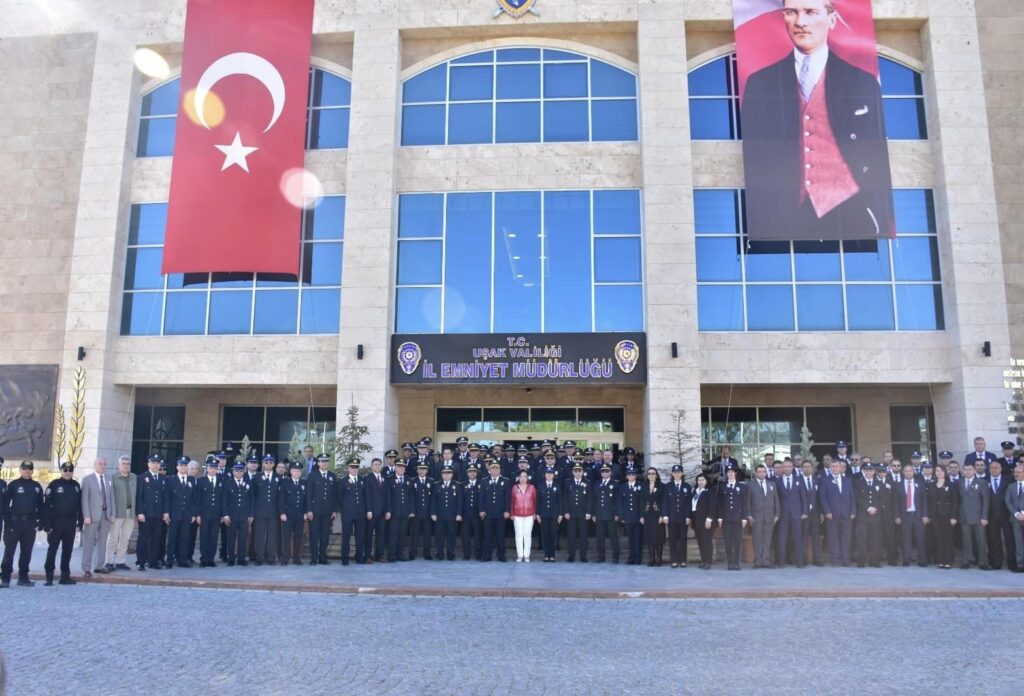 Türk Polis Teşkilatı'nın 179. Kuruluş Yıldönümü Etkinlikleri Kapsamında Çelenk Sunma Töreni - 435656813 824078746415234 7710188413458673532 n