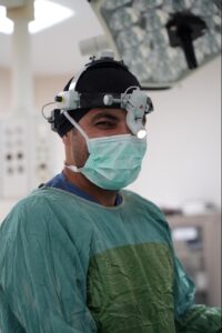 Uşaklı Doktor Fevzi Barlay, Başarılı Ameliyatlarla Dikkat Çekiyor - usakli doktor fevzi barlay basarili ameliyatlarla dikkat cekiyor