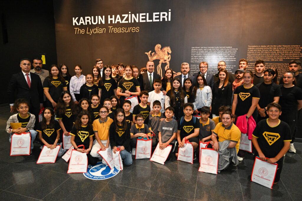 Vali Dr. Turan Ergün “Müzeler Haftası Etkinliği”ne Katıldı - muze 1
