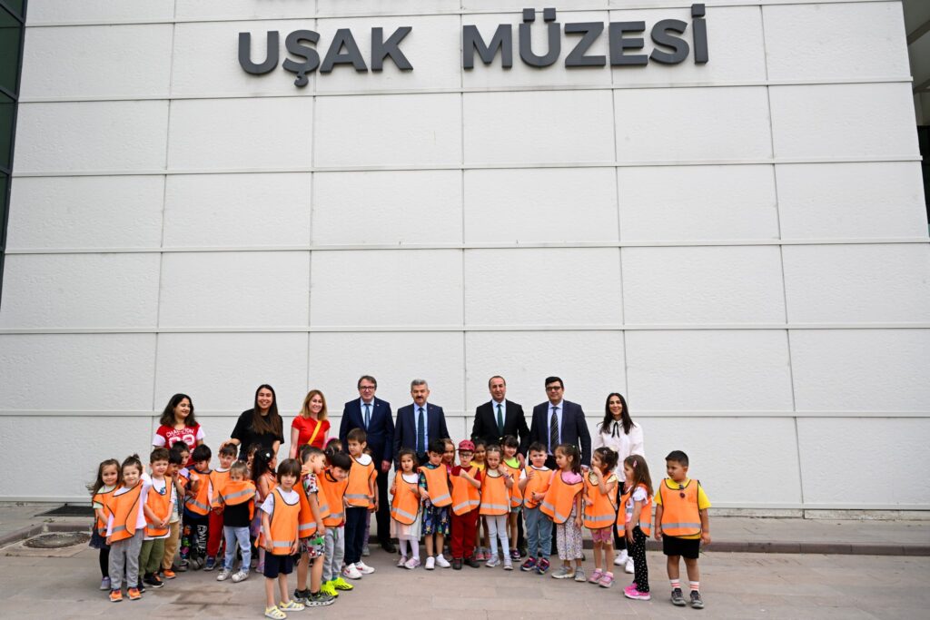 Vali Dr. Turan Ergün “Müzeler Haftası Etkinliği”ne Katıldı - muze 2