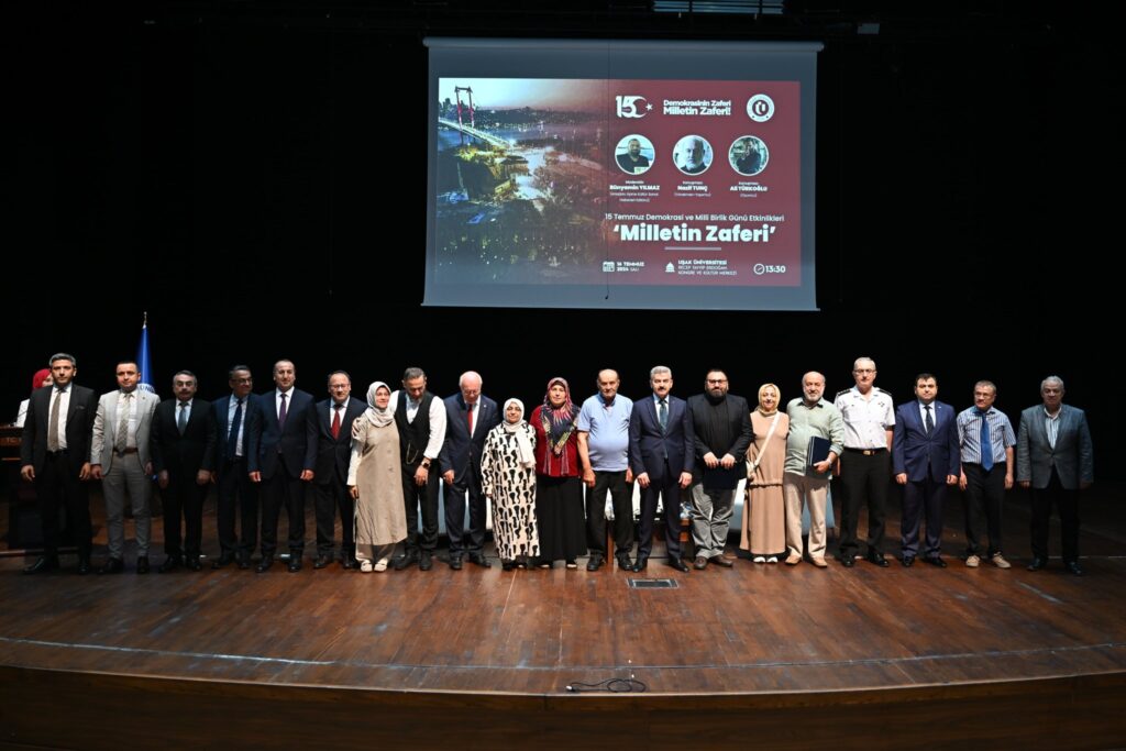 15 Temmuz Milletin Zaferi, Uşak Üniversitesi’nde Anlatıldı - 1 panel9 1