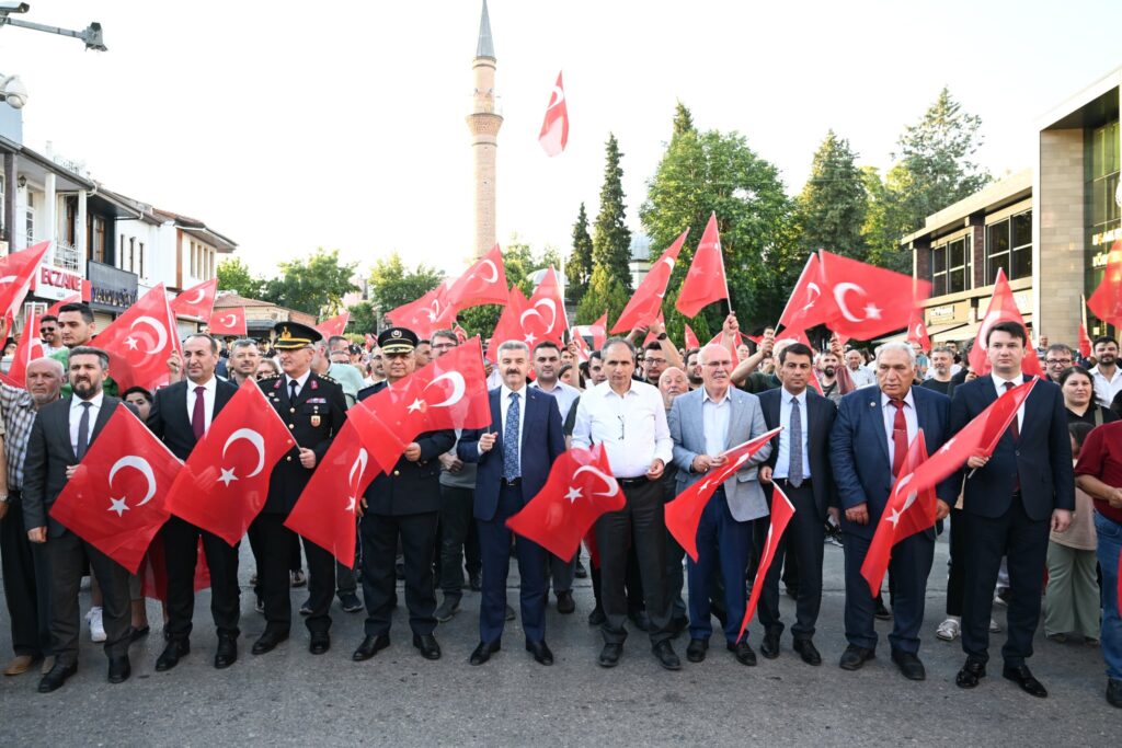 15 Temmuz Demokrasi ve Milli Birlik Günü Dolayısıyla Program Gerçekleştirildi - 2 yuruyus1