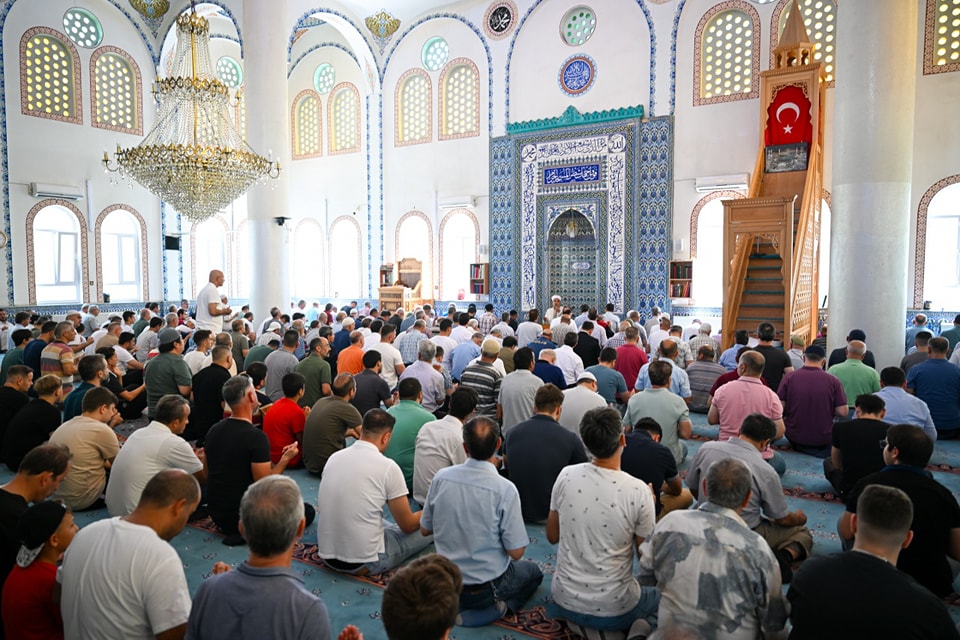 Yücetepe Camii'nde 15 Temmuz Anısına Mevlid-i Şerif Ve Dualar - 451050799 788413170129554 811880868986324376 n