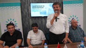 Adıyaman Belediye Başkanı Abdurrahman Tutdere Basın Bayramı’nda Gazetecilerle Bir Araya Geldi - adiyamanc2a0belediye baskani abdurrahman tutdere basin bayramie28099nda gazetecilerle bir araya geldi