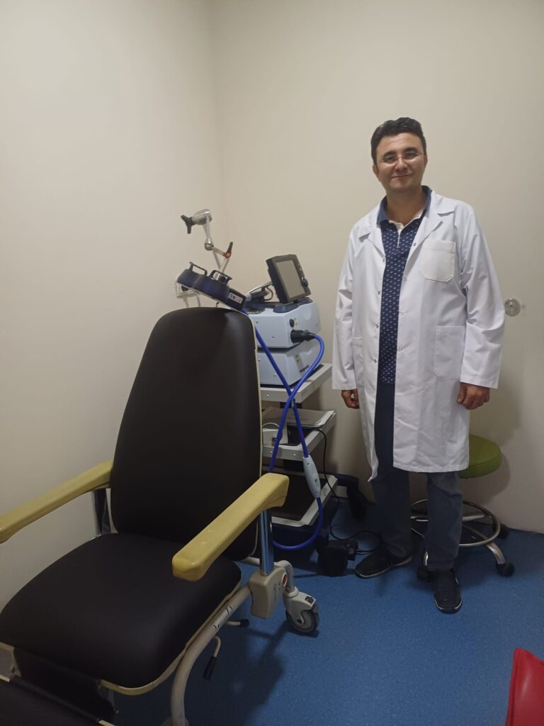 Öztan Hastanesi Doçent. Dr. Okan Ekinci TMS Tedavisi Hakkında Bilgiler Verdi - 0256519a aef7 4bda 868d 4b5b025eb9c8