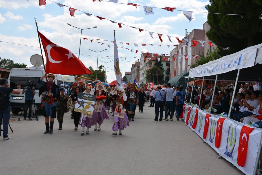 Uşak Eşme'de 26. Uluslararası Kilim Kültür Festivali Başlıyor - 452674896 1093840632174337 4147244602961820026 n