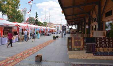 Uşak Eşme’de 26. Uluslararası Kilim Kültür Festivali Başlıyor