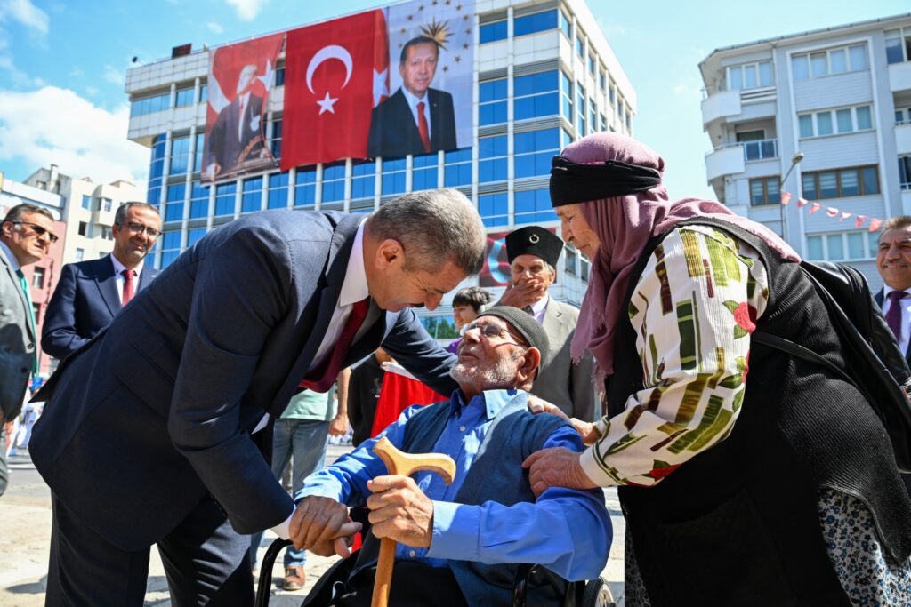 30 Ağustos Zafer Bayramı 15 Temmuz Şehitler Meydanı’nda Düzenlenen Törenle Kutlandı - d9fc73e8 6ec8 4421 81b5 244408c45aa0