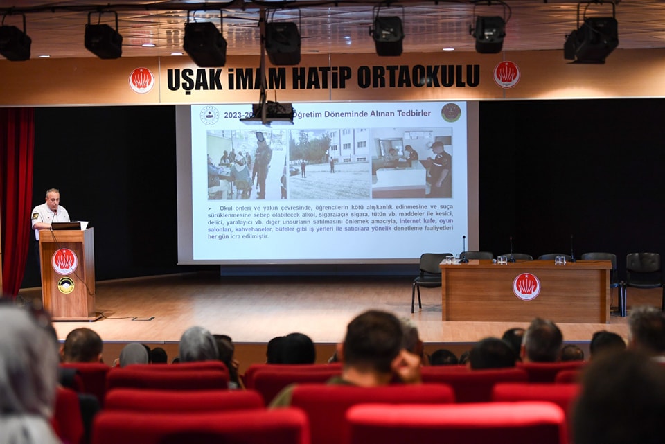 Okul Güvenliği Ve Trafik Tedbirleri Toplantısı Vali Dr. Turan Ergün Başkanlığında Gerçekleştirildi