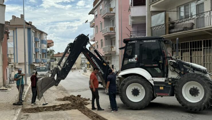 Ulubey İlçesinde Altyapı ve Doğalgaz Çalışmaları Sonrası Yol Onarım Çalışmaları Başladı