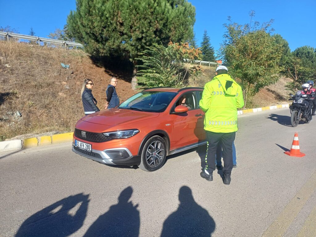 Uşak Emniyet Müdürlüğü'nün Asayiş Uygulaması Başarıyla Tamamlandı - 25a7de49 33ac 4448 abe0 e0e162bb5b48