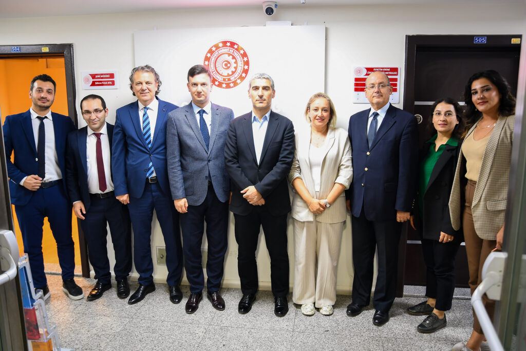 Uşak Valisi Dr. Naci Aktaş’tan Kamu Kurumlarına İnceleme Ziyareti