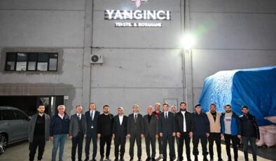 Uşak Valisi Dr. Naci Aktaş’tan Yangıncı Tekstil Fabrikası Ziyareti: Üretim Süreçlerine Yerinde İnceleme