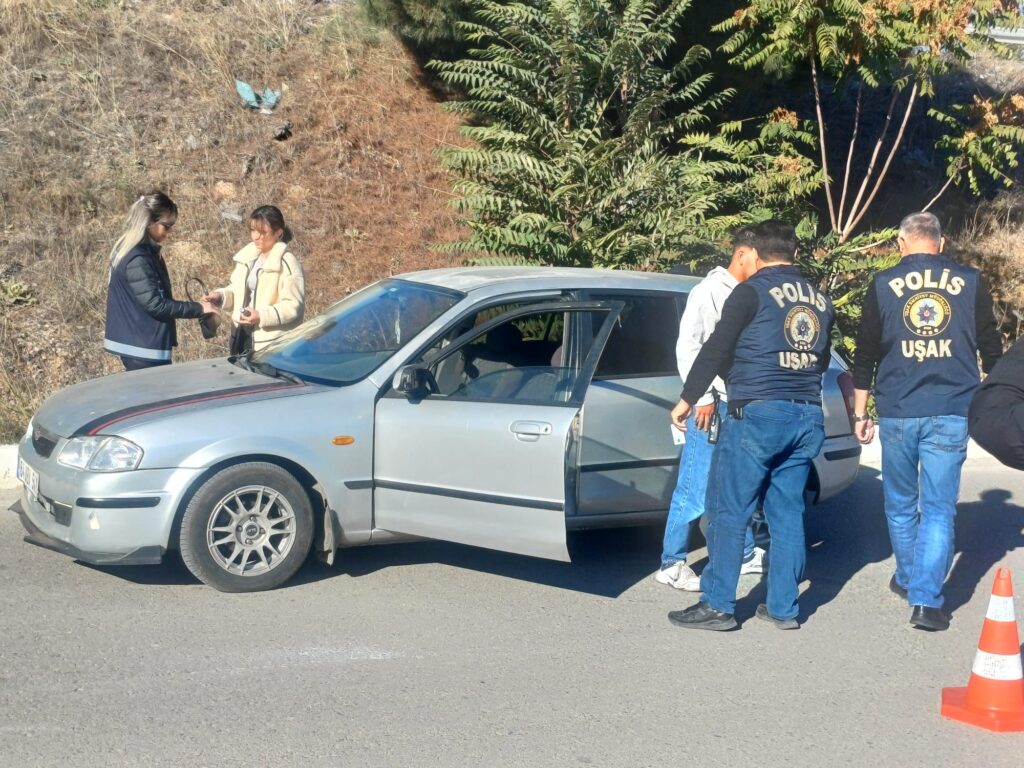 Uşak Emniyet Müdürlüğü'nün Asayiş Uygulaması Başarıyla Tamamlandı - b14908e3 80c3 448a 8b93 d635db785bec