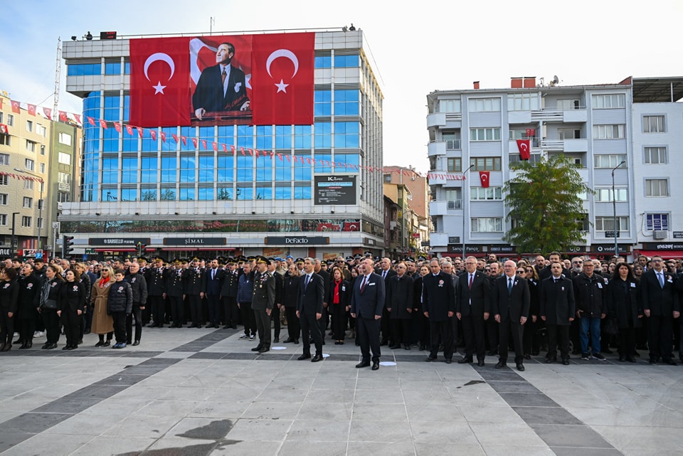 Atatürk’ün Ebediyete İrtihalinin 86. Yıldönümünde Düzenlenen Çelenk Sunma Töreni - 466137866 869450022025868 6184986060600923081 n