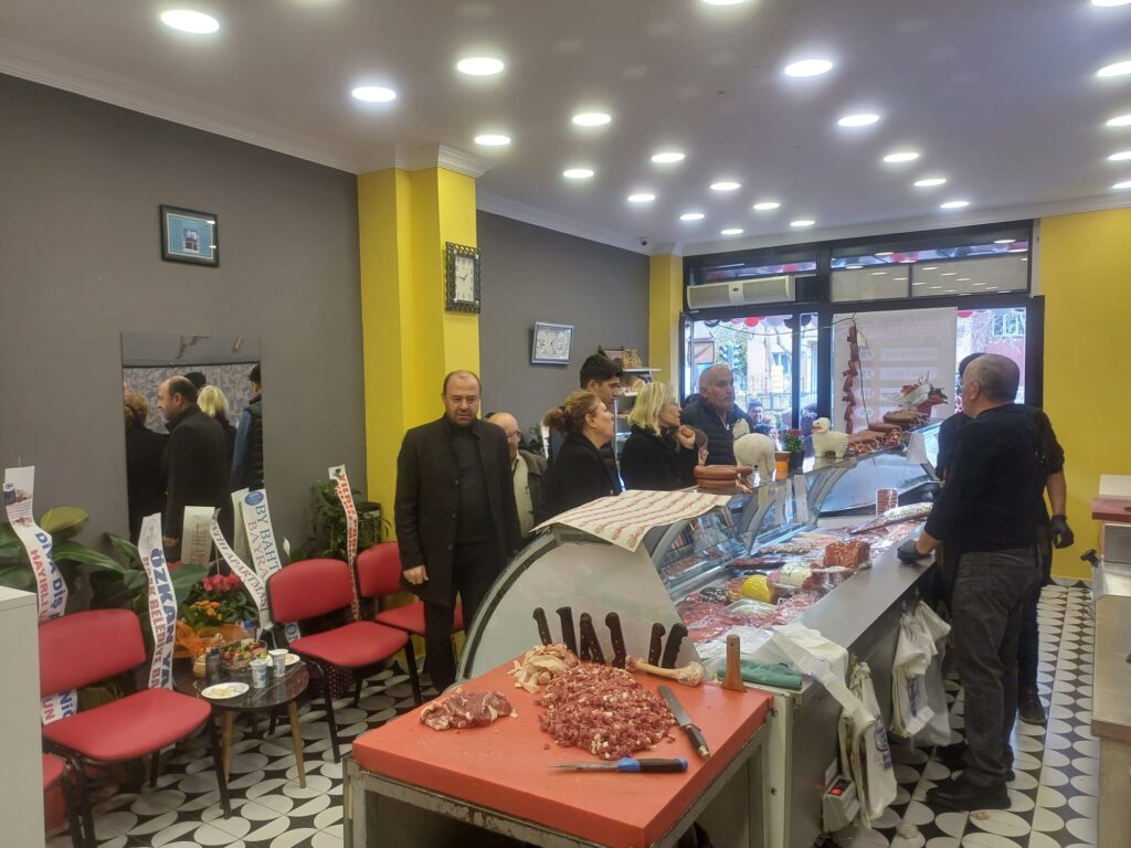 Uşak’ta Yeni Bir İşletme Hizmete Açıldı: Fark-et Et ve Et Ürünleri - 8b838393 4cd3 4726 a561 5d527c840f18