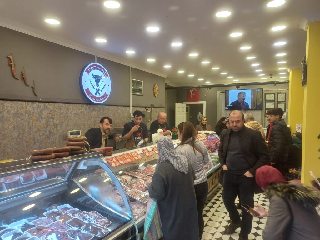 Uşak’ta Yeni Bir İşletme Hizmete Açıldı: Fark-et Et ve Et Ürünleri - d138779a 54ff 4de6 b08d 3809fa075823