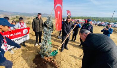 Uşak İl Emniyet Müdürü Mehmet Ali Kolcu, Milli Ağaçlandırma Günü Kapsamında Fidan Dikimi Etkinliğine Katıldı