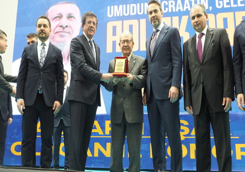 Ak Partide Başarısızlık Ödüllendirildi 7 Belediye kaybeden Başkan İle Devam -