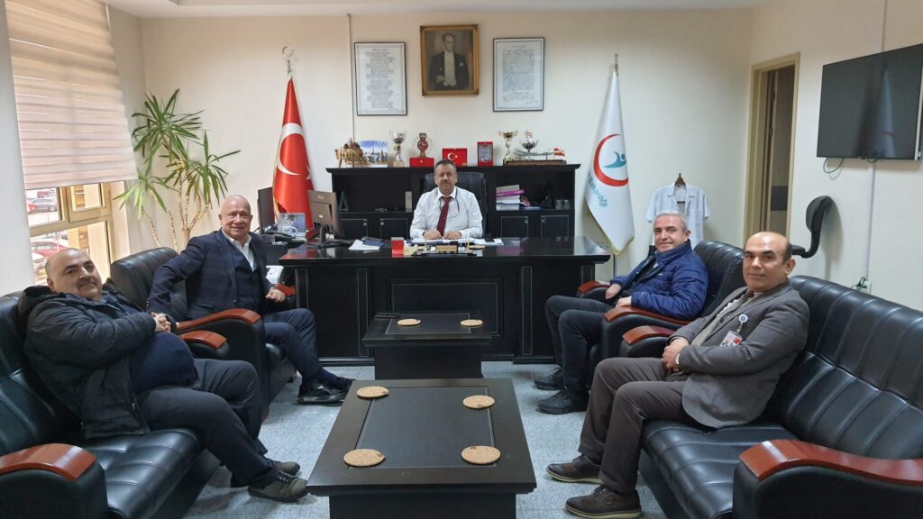 Uşak OSB Yönetim Kurulu’ndan Uşak Eğitim ve Araştırma Hastanesi Başhekimine Ziyaret - 2cb99901 1789 4a3a bb09 2bf8b591ec6c