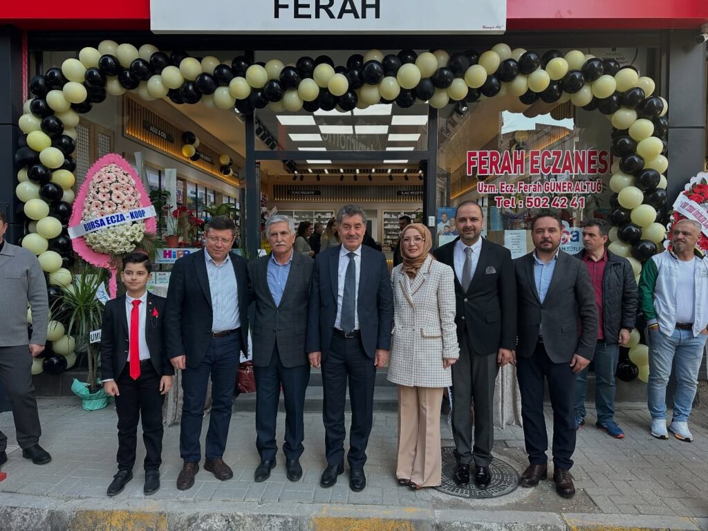 Uşak'ta Yeni Eczane Açılışı Gerçekleştirildi - 476167842 18489264706006744 156679710505950290 n