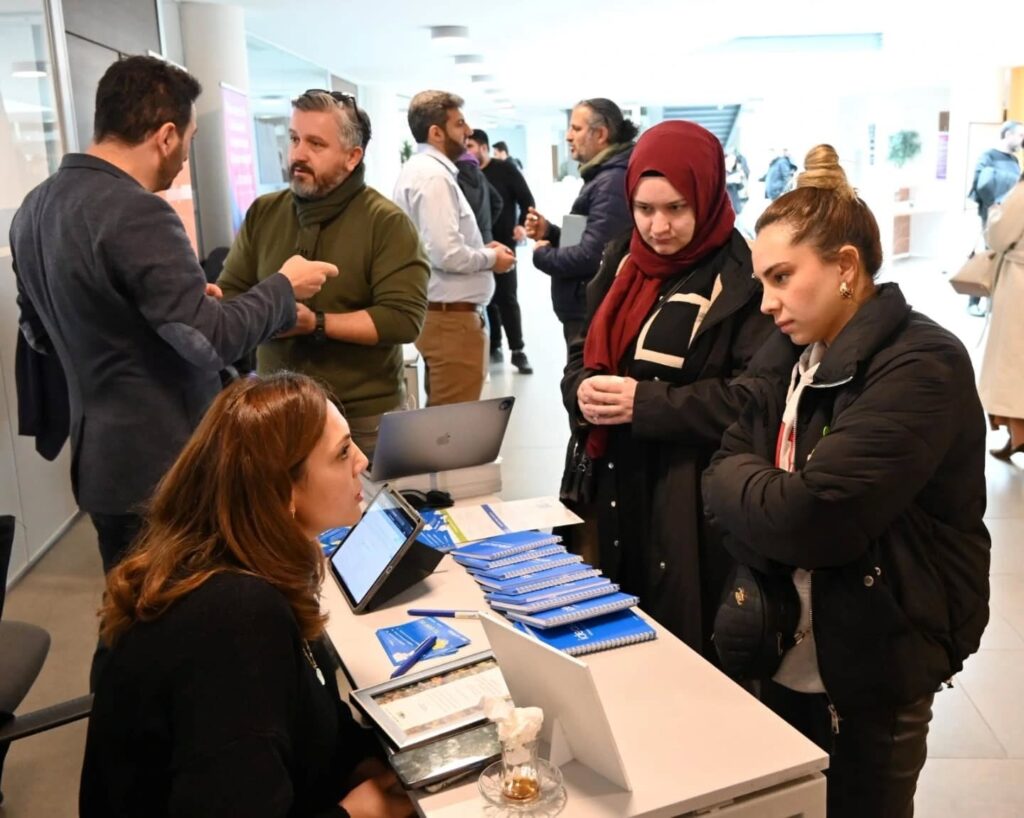 UTSO E-Ticaret ve E-İhracat Zirvesi 2025’in İlk Günü Tamamlandı - 477851090 18391810294104863 7625423260179261260 n