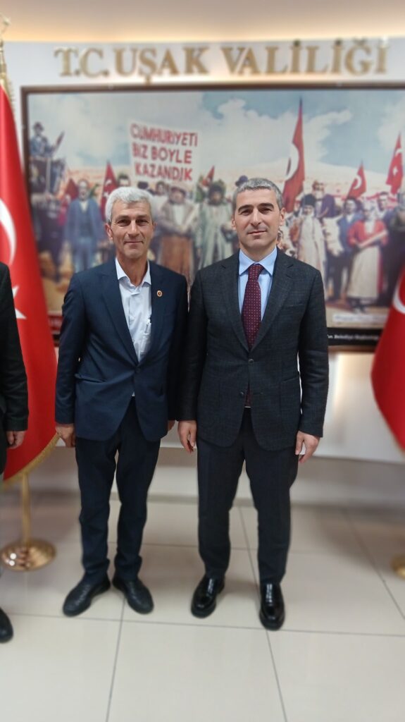 Eşme Muhtarlarından Vali ve Genel Sekretere Ziyaret - 480747230 3983194195303580 6826093511596173122 n