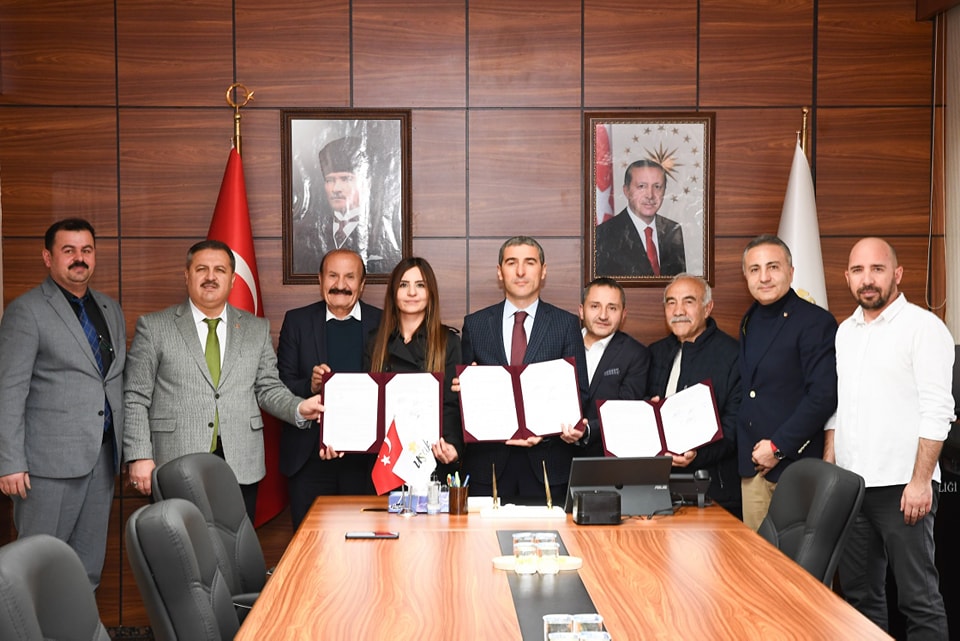 Uşak’ta Hayırseverlerin Katkılarıyla Yeni Kur’an Kursu İnşa Ediliyor - 480778813 936476821989854 1150336927670249294 n