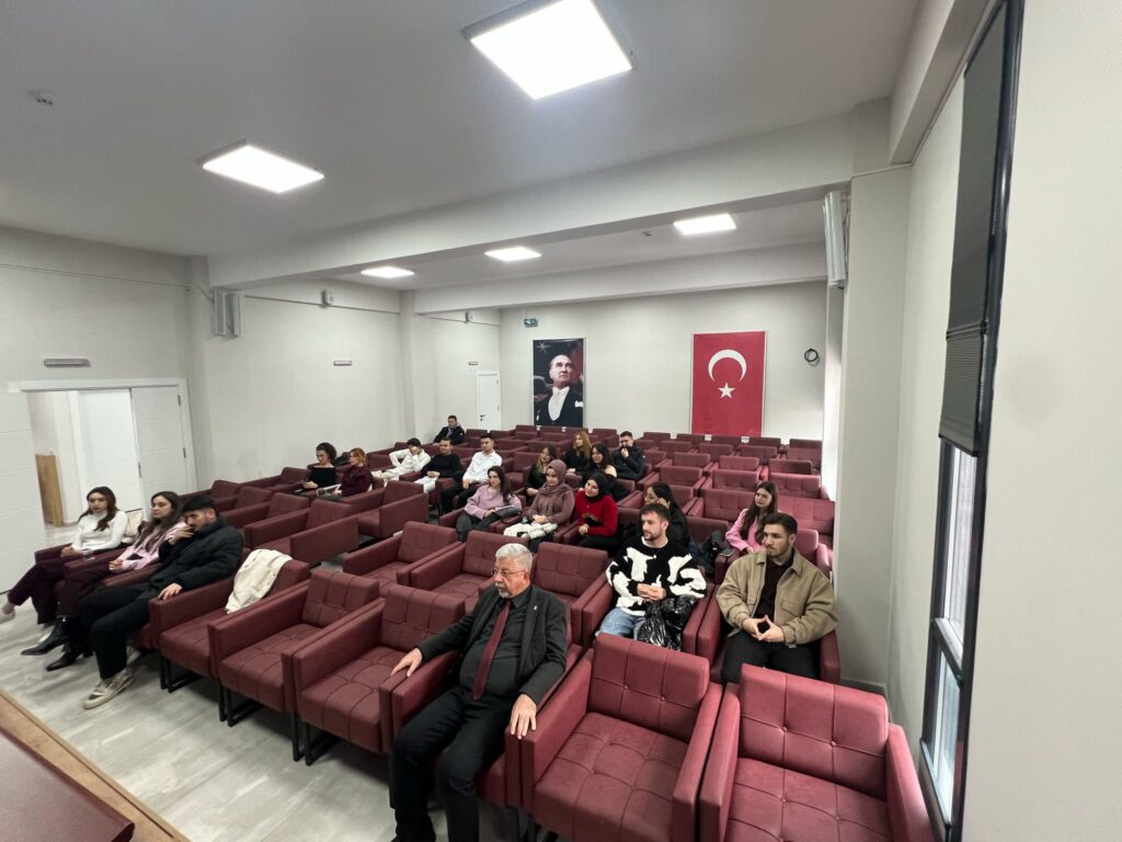 Uşak SMMMO ile Uşak Üniversitesi’nden İş Birliği: Mali Müşavirlik Mesleği Öğrencilere Tanıtıldı - 489804103 644794208552884 5657496678948521827 n