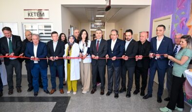Uşak Eğitim ve Araştırma Hastanesi’ne İleri Seviye 4D Ultrasonografi Cihazı Kazandırıldı