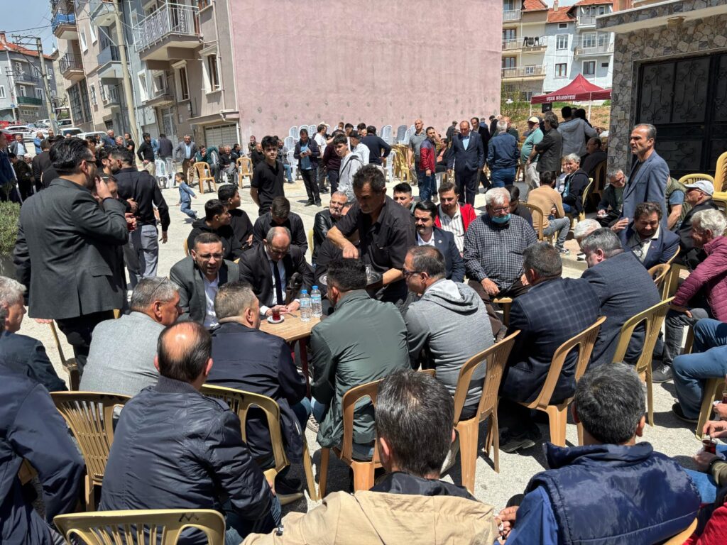 Uşak Öz Selendililer Derneği Açıldı - 4c5af350 0ba9 471f be99 4ff0756cc6f3