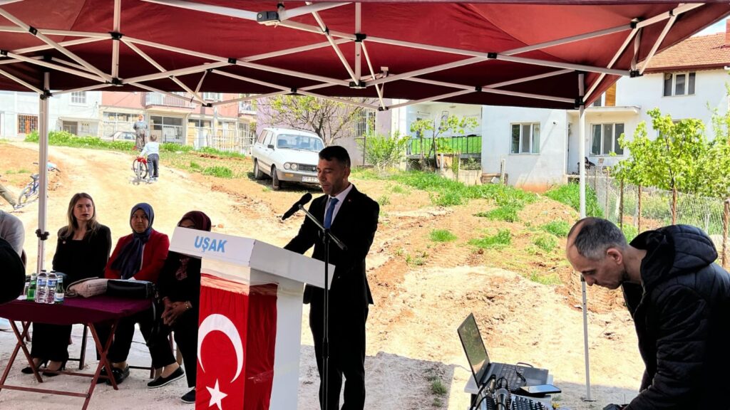 Uşak Öz Selendililer Derneği Açıldı - 99d5fb56 1940 439a 824b 654372aa1c25