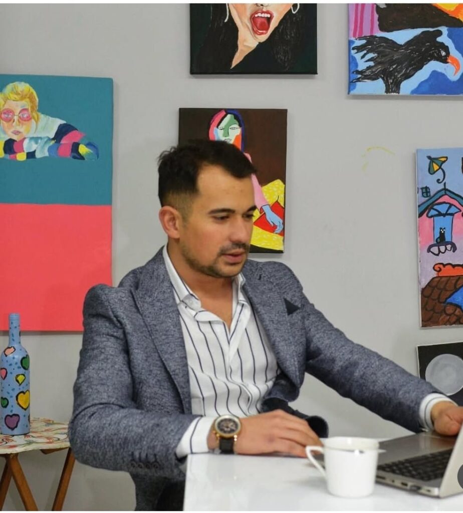 Emrah Özdem, Matematik ve Robotik Kodlama Alanında Eğitim Vermeye Devam Ediyor - d7608024 018d 4156 a3db 0bea7c5ae3a0