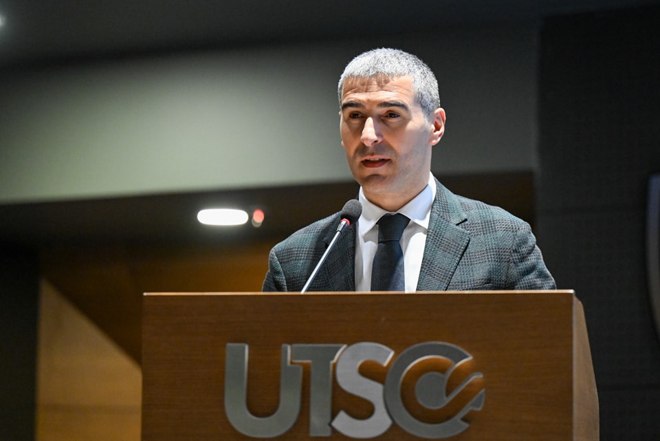 Gelecek-Sen Projesi" Sergi ve Ödül Töreni Gerçekleştirildi 14 Gelecek-Sen Projesi" Sergi ve Ödül Töreni Gerçekleştirildi - d5e423ea 92a3 42f6 b7da d6e69c0e4654