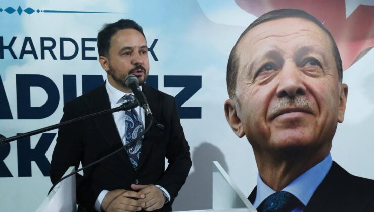 AK Parti Uşak İl Teşkilatından Yoğun Katılımlı Bayramlaşma Programı