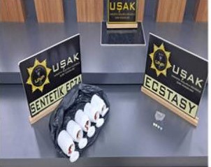 Uşak Emniyet Müdürlüğü’nden Uyuşturucuya Yönelik Üç Ayrı Operasyon: 4 Tutuklama - 506761178 1135384808617958 4353404933181434659 n 1